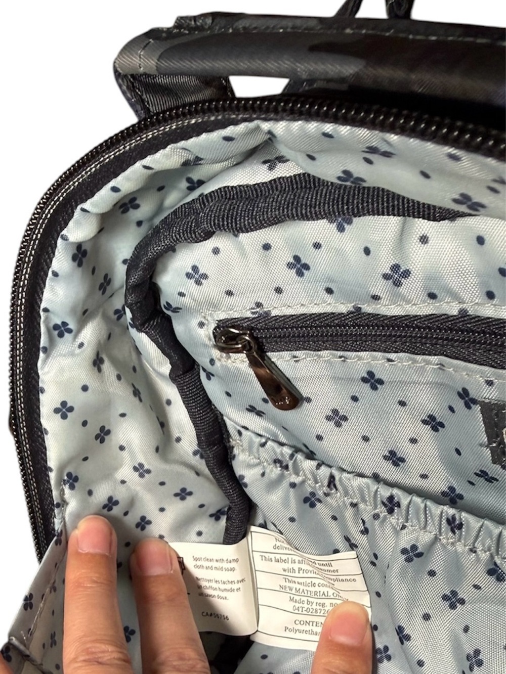 Lug Ranger Crossbody Bag Quilted Navy Camo Travel Purse - Picture 9 of 9
